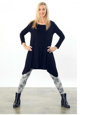 Bryn Walker Lora Tunic Dress Black Long Sleeve Made in USA